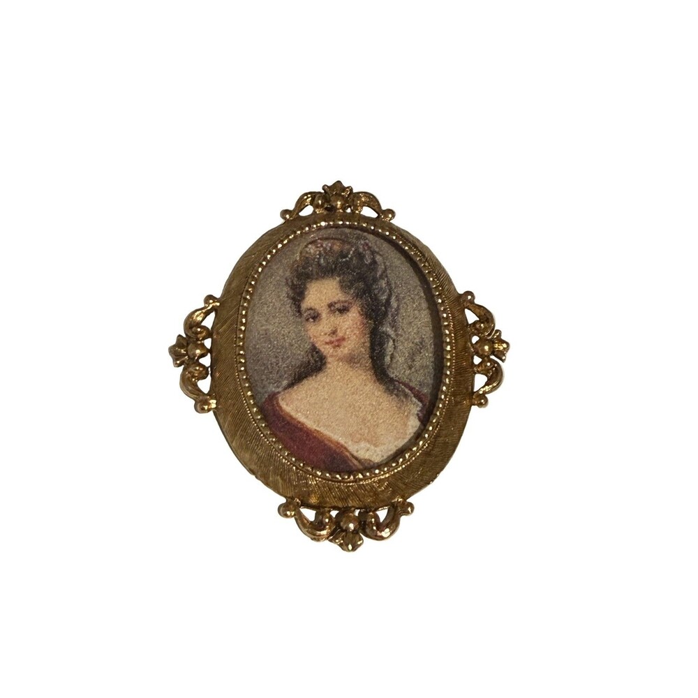 Florenza Portrait Brooch Vintage Gold Yellow Gold Plated Oval Signed